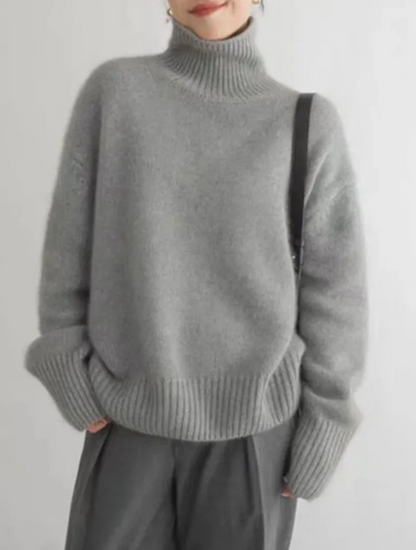 Maglione Oversize a Collo Alto in Maglia Morbida